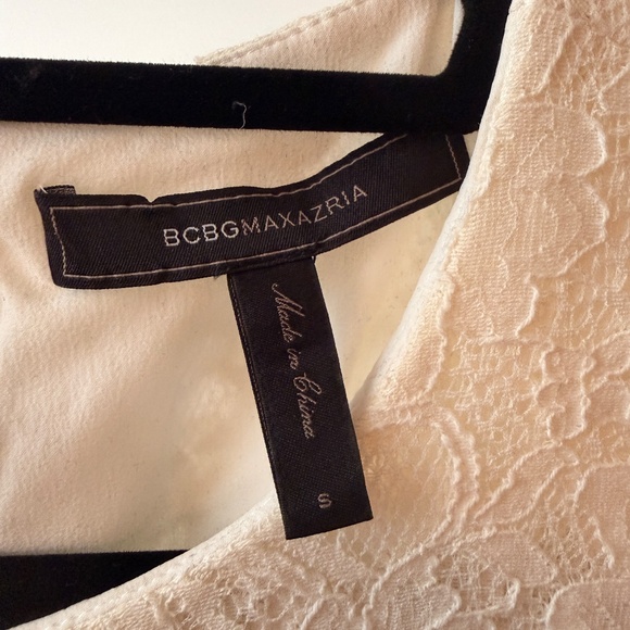 BCBGMaxazria - Lace Mini Shift Dress - Size S - Picture 6 of 9